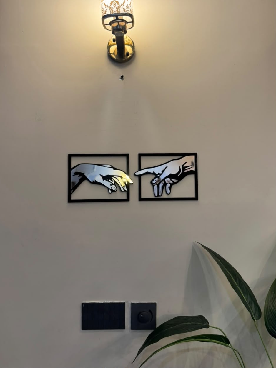 Modern Hands Mirror Acrylic Wall Décor