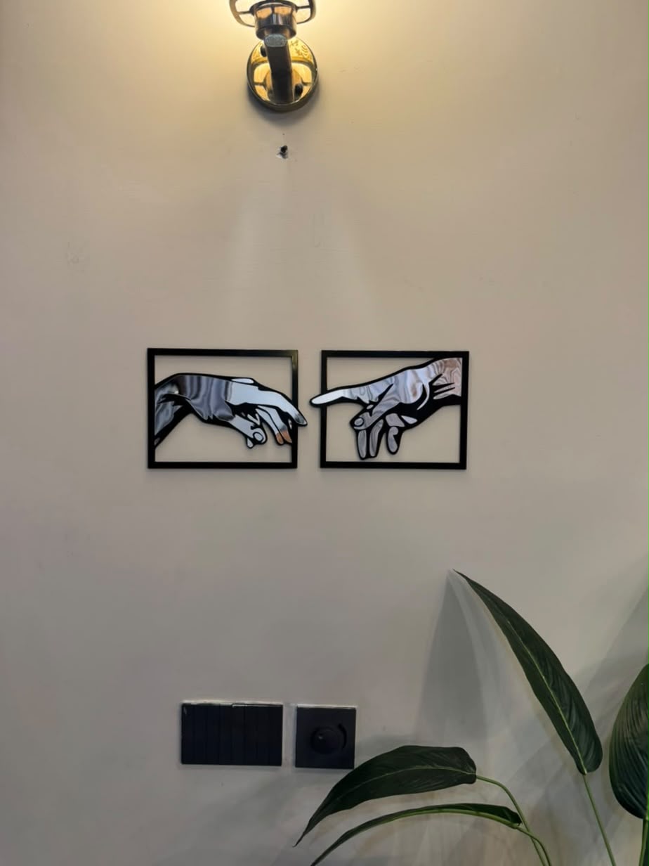 Modern Hands Mirror Acrylic Wall Décor