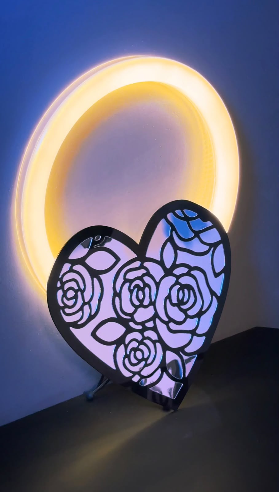 Floral heart wall decor