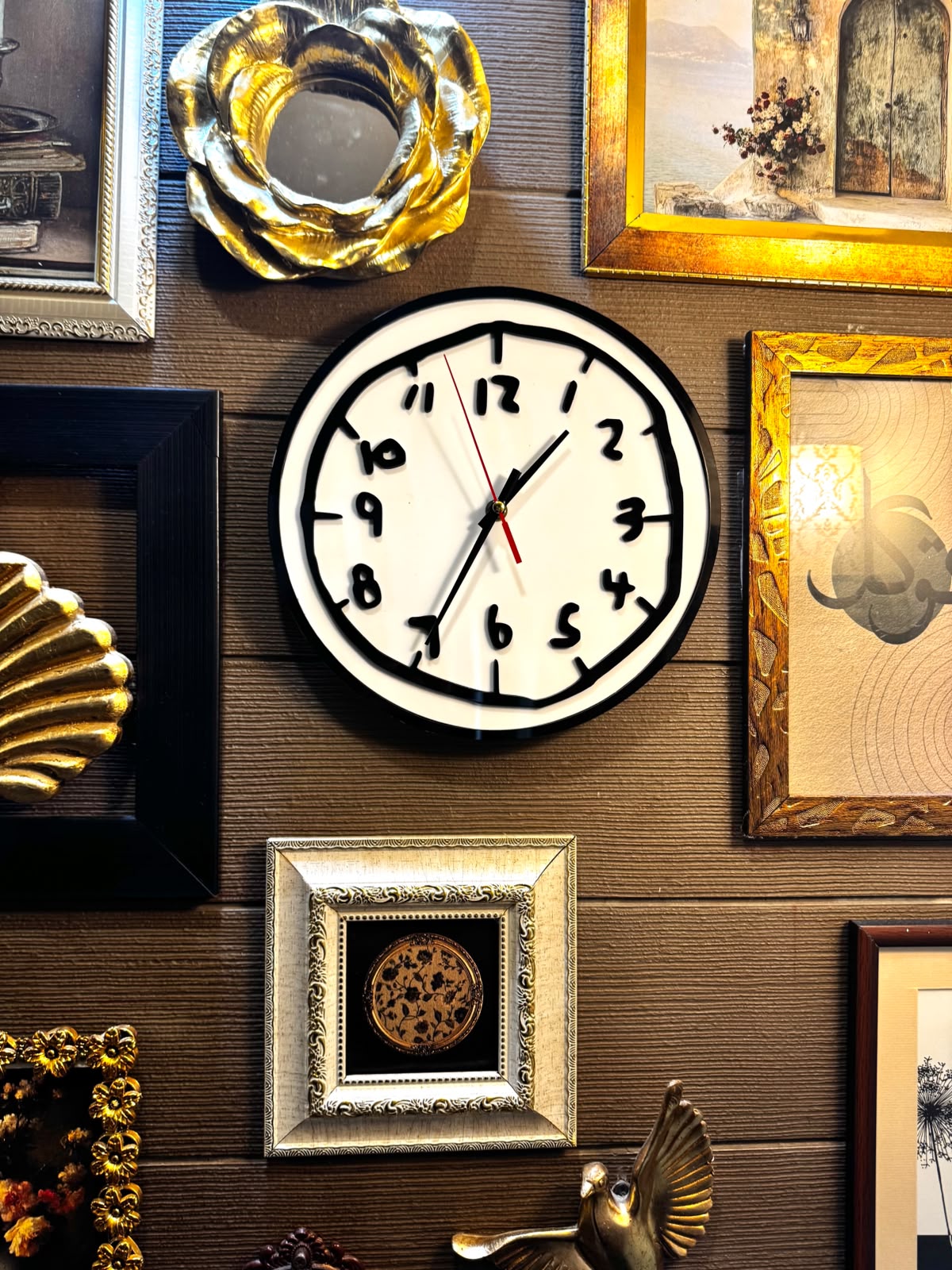 Child sketch clock