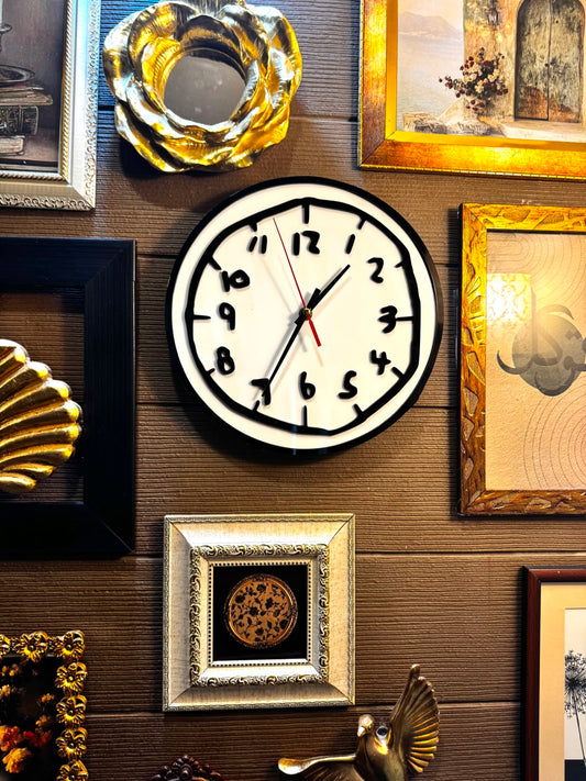 Child sketch clock