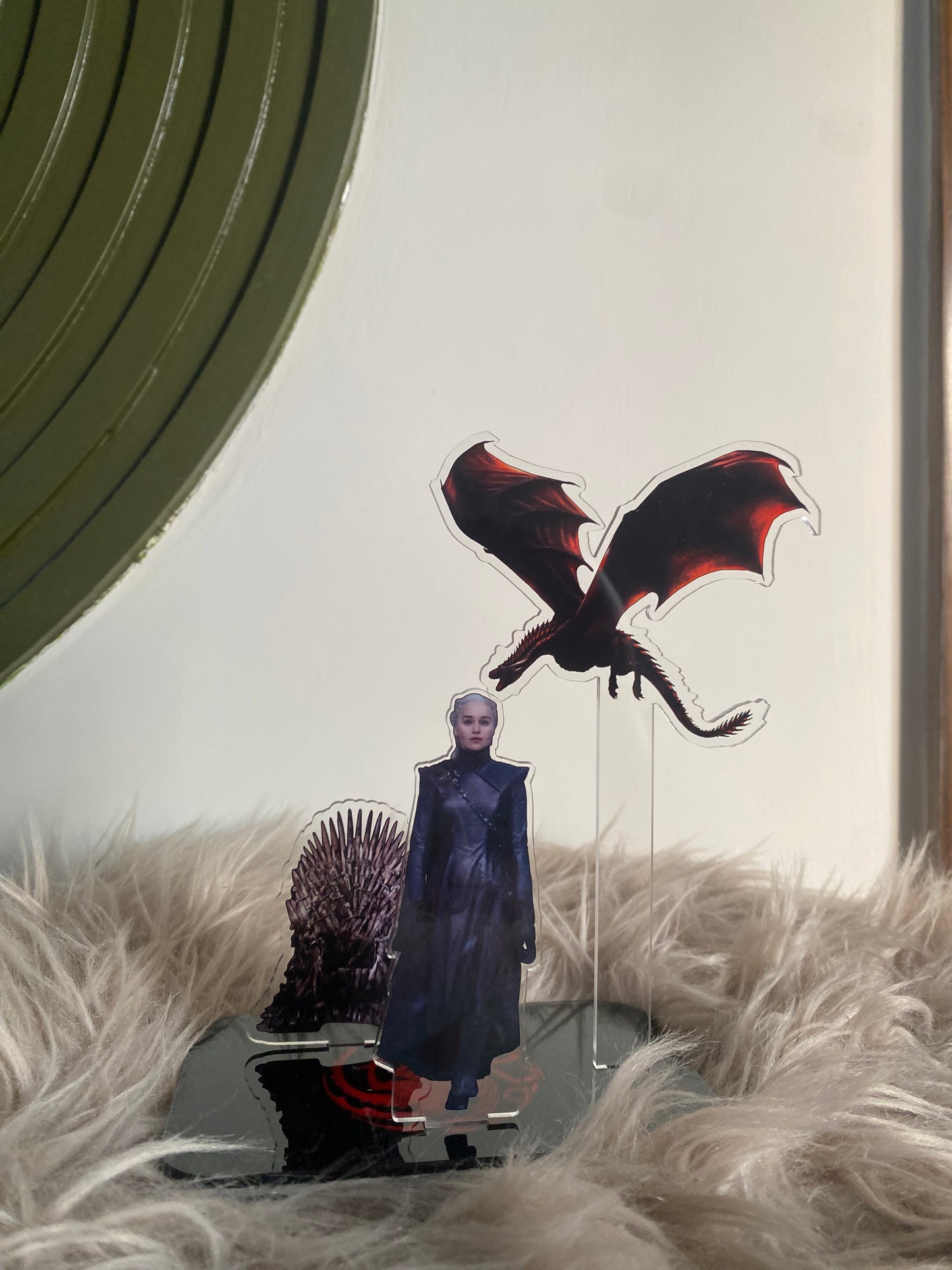 Daenerys targeryan final moments standee